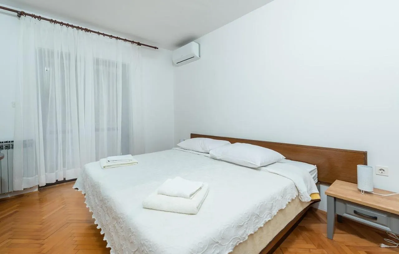 Casa Oliva In Klostar Holiday home